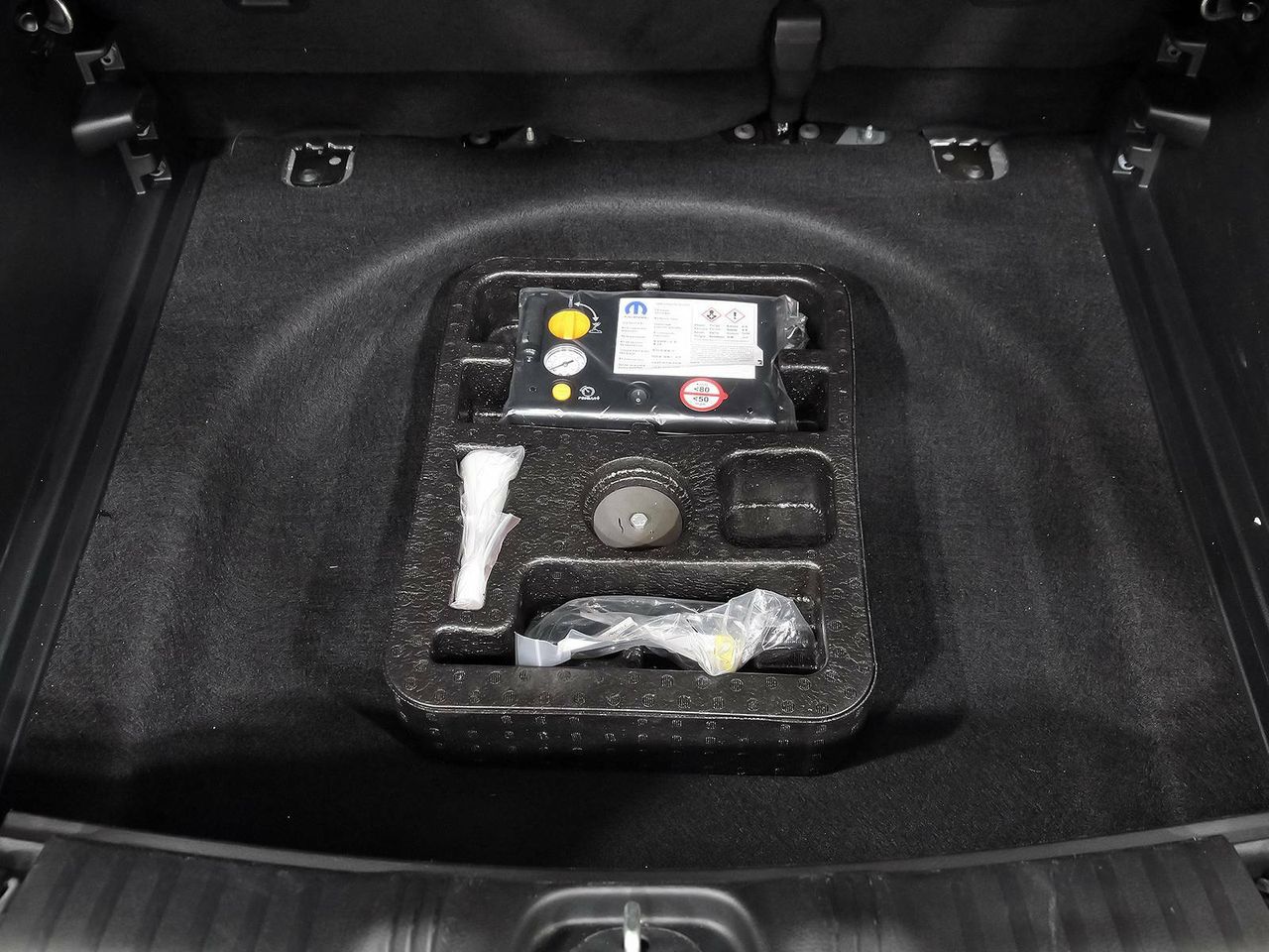 Foto Jeep Compass 36