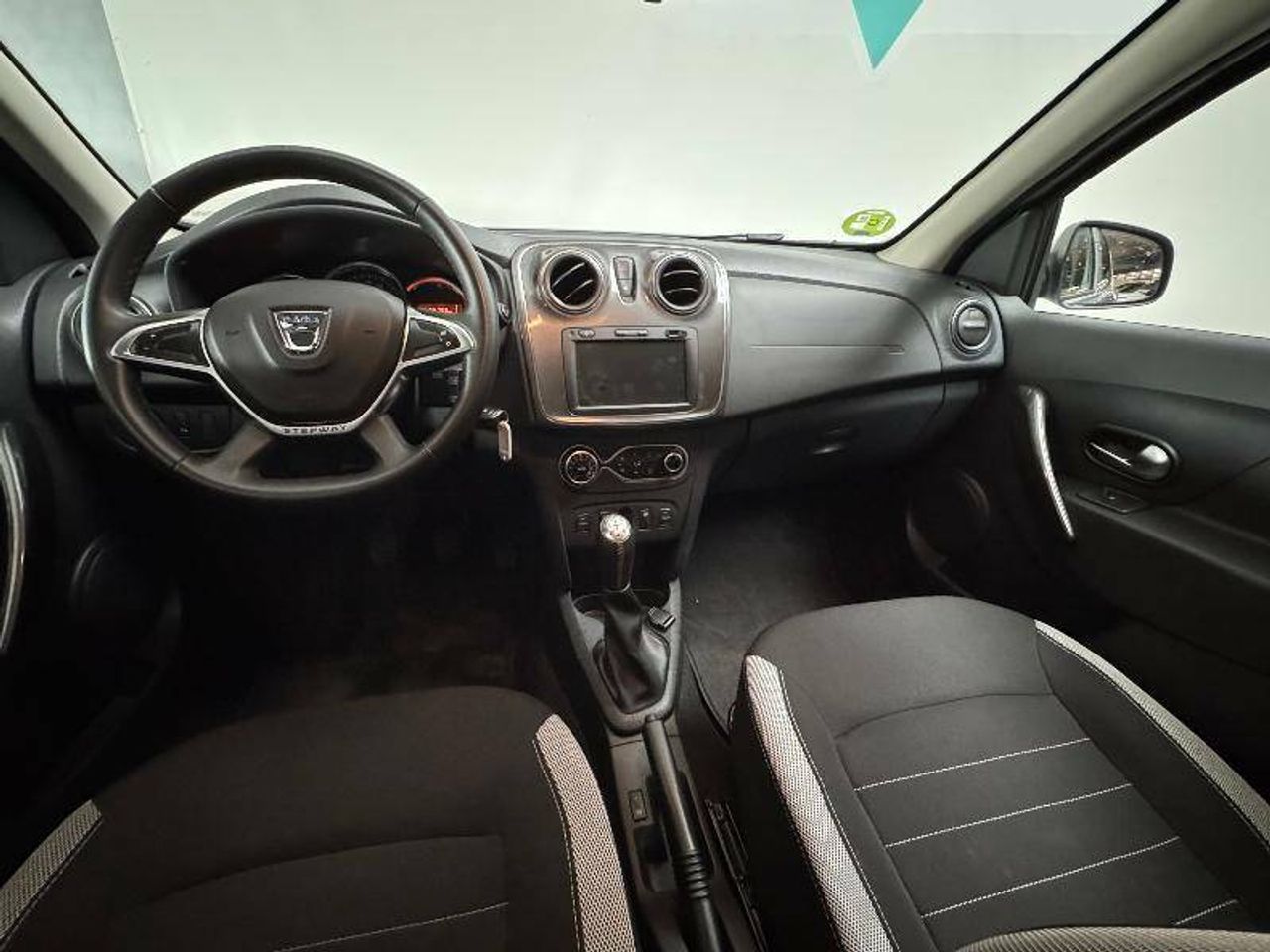Foto Dacia Sandero 8