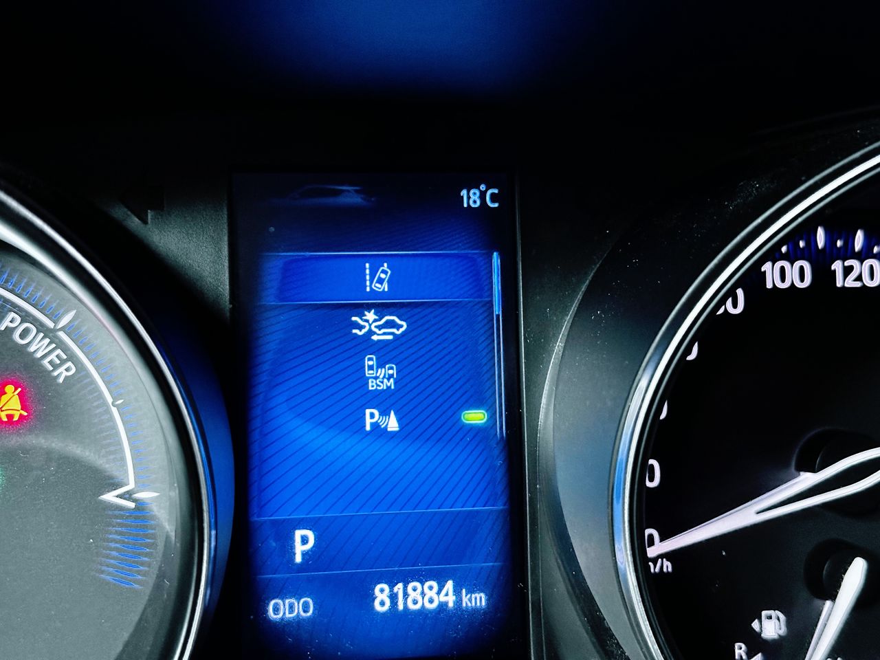 Foto Toyota C-HR 17