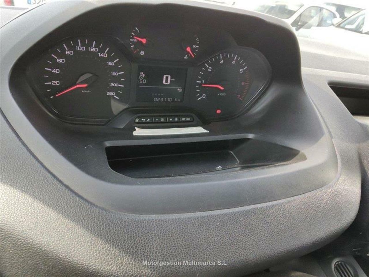 Foto Peugeot Partner 8