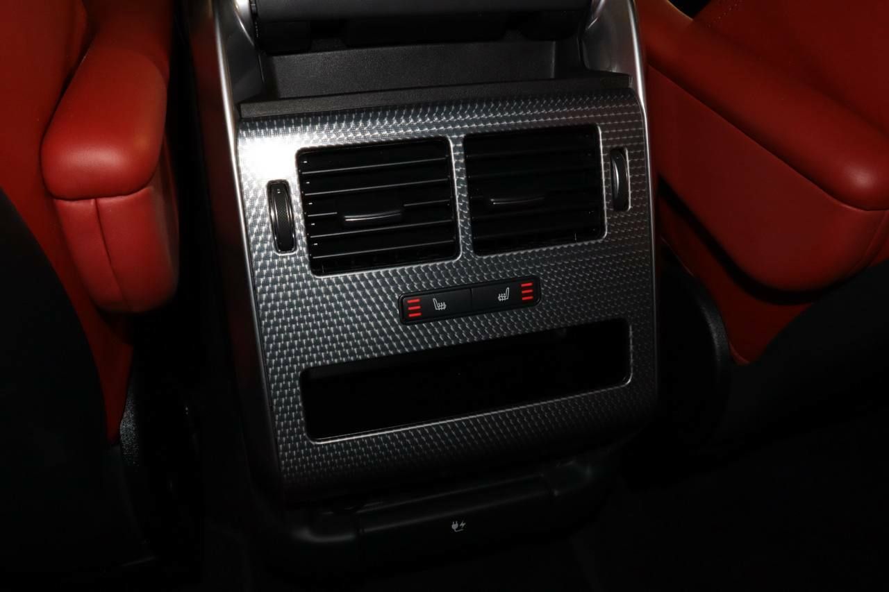 Foto Land-Rover Range Rover Sport 44
