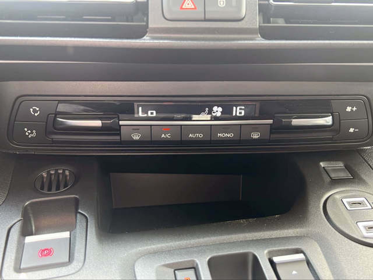Foto Citroën Berlingo 27