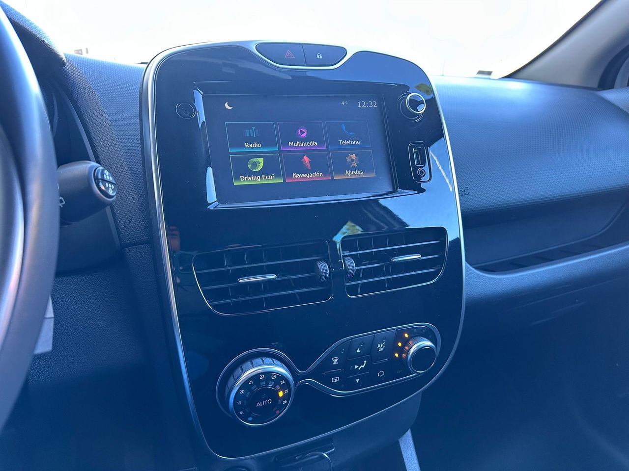 Foto Renault Clio 30