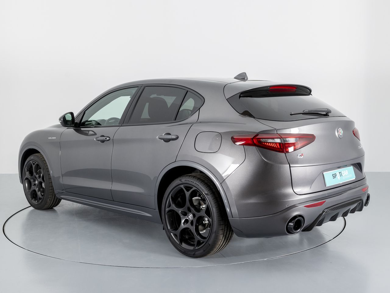 Foto Alfa Romeo Stelvio 8