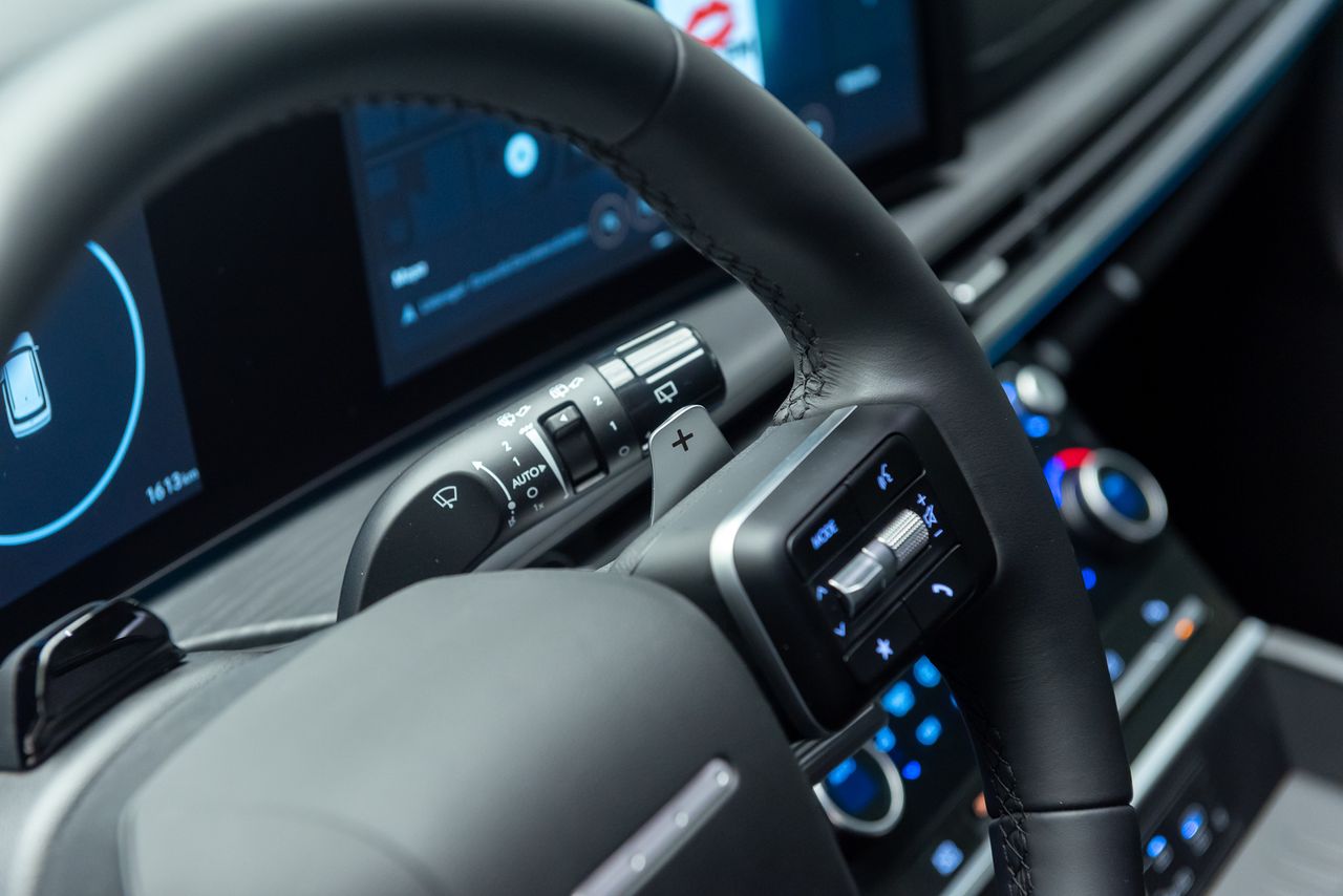 Foto Hyundai Santa Fe 25