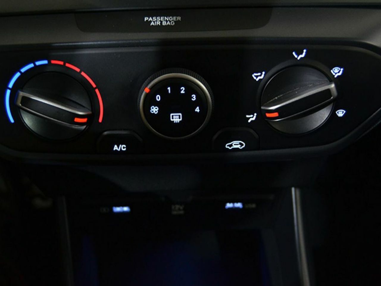 Foto Hyundai Bayon 21