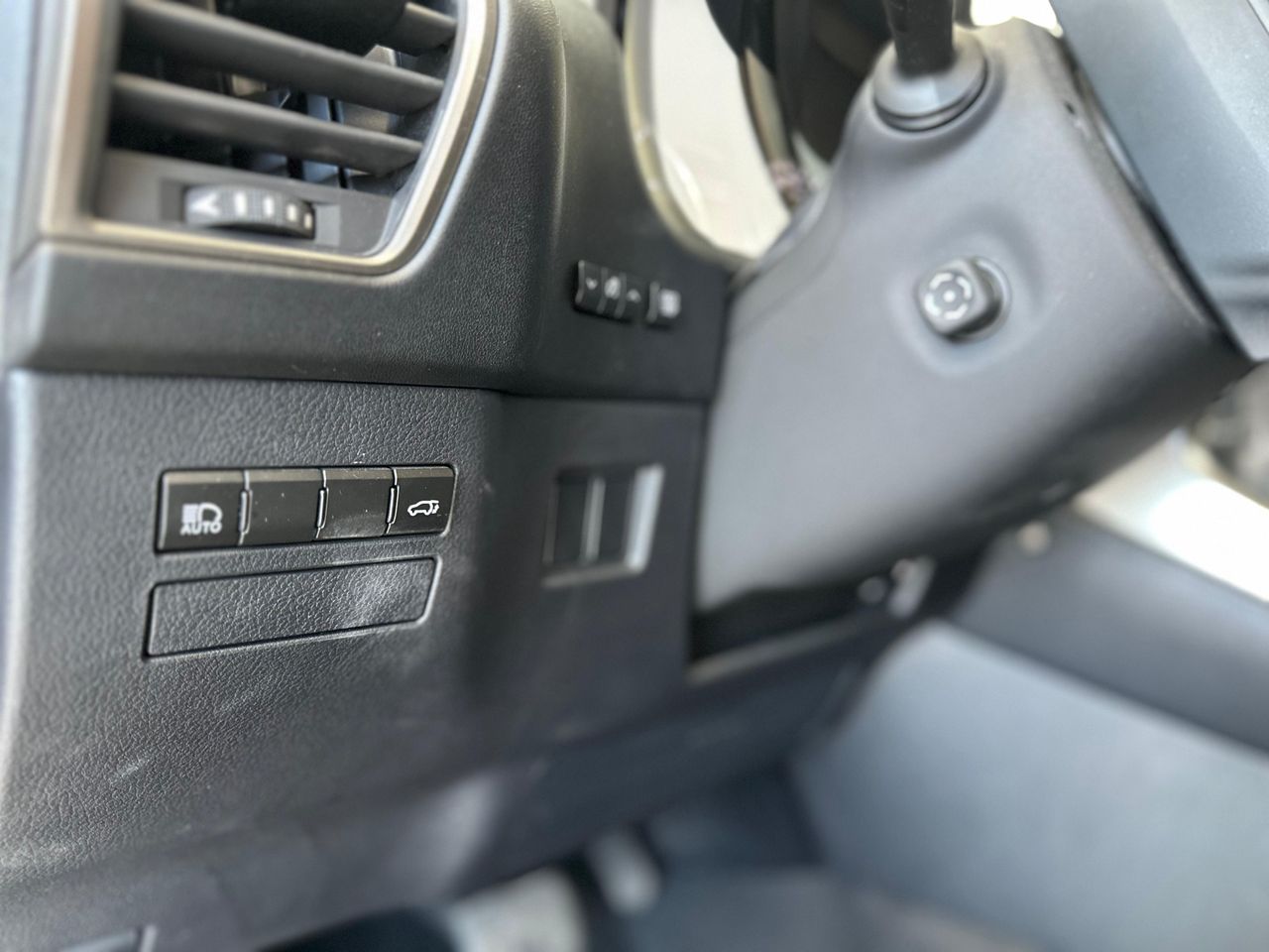 Foto Lexus NX 19