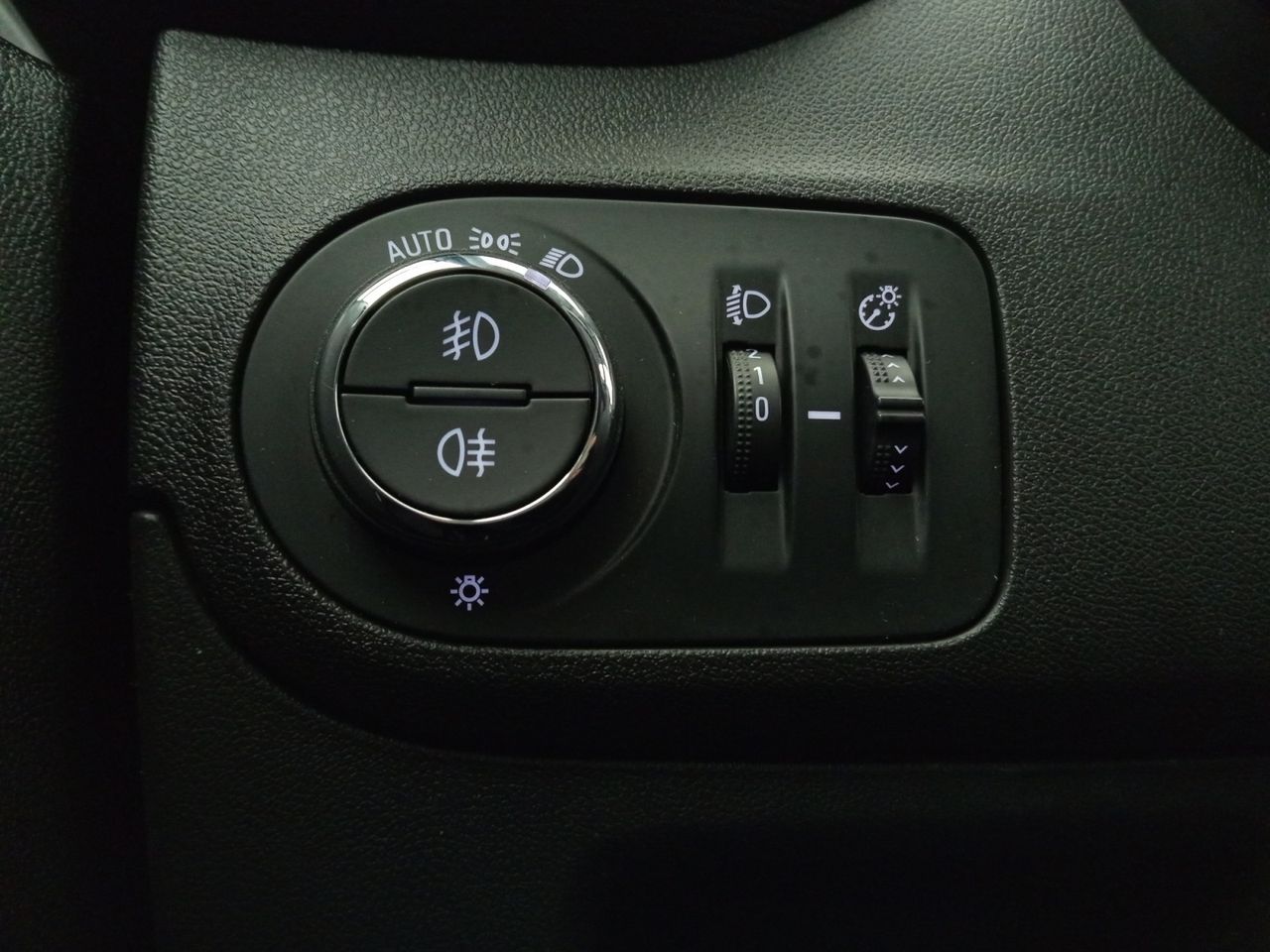 Foto Opel Crossland X 22