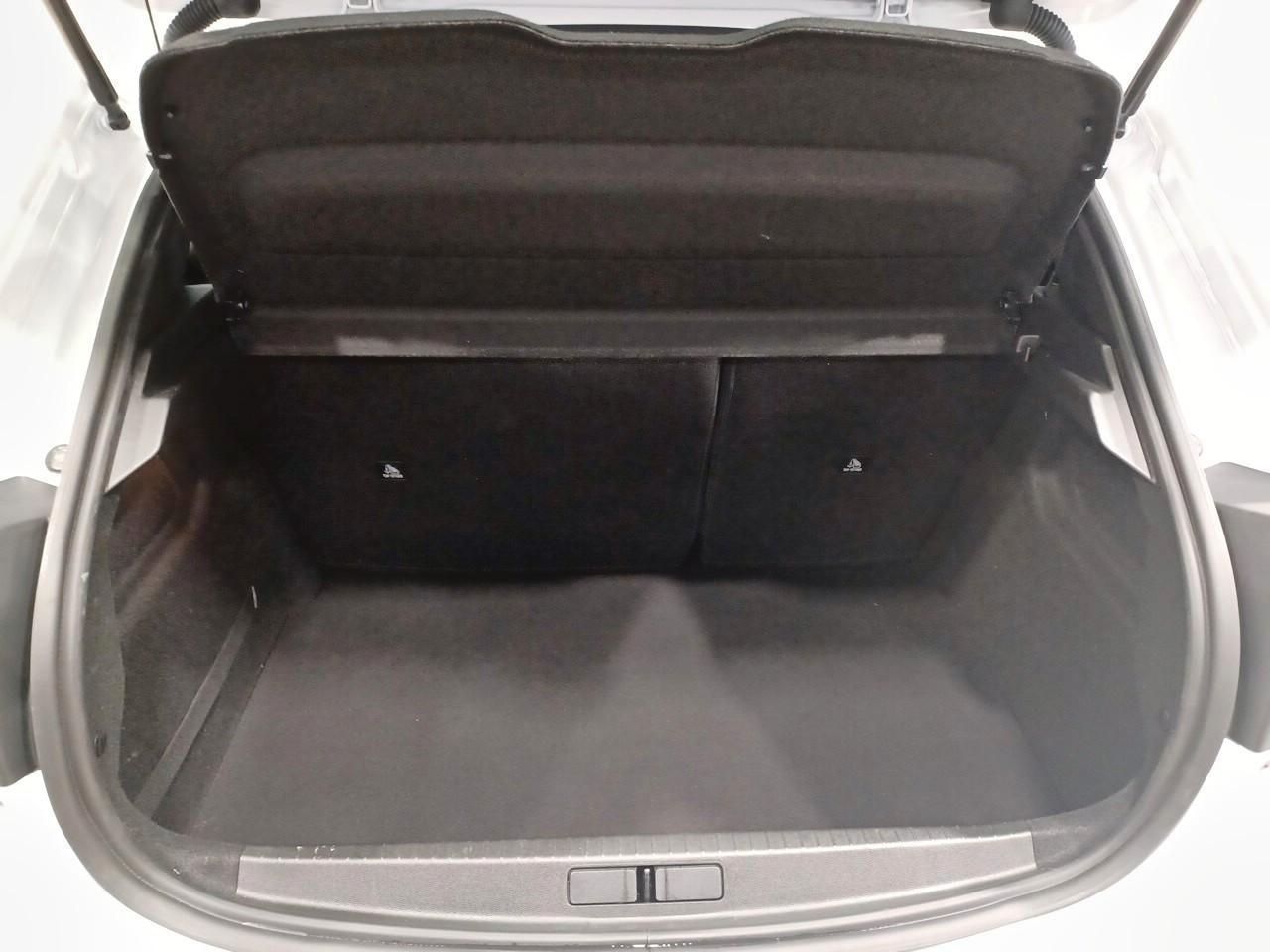 Foto Peugeot 208 7