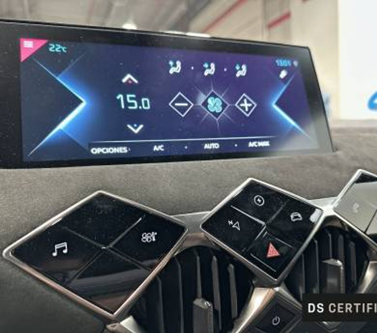 Foto DS Automobiles DS 3 16