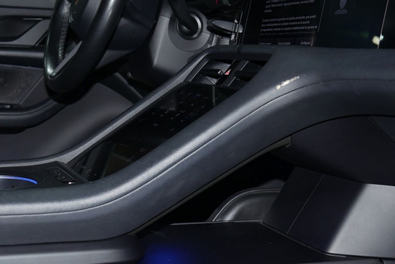 Foto Porsche Taycan 15