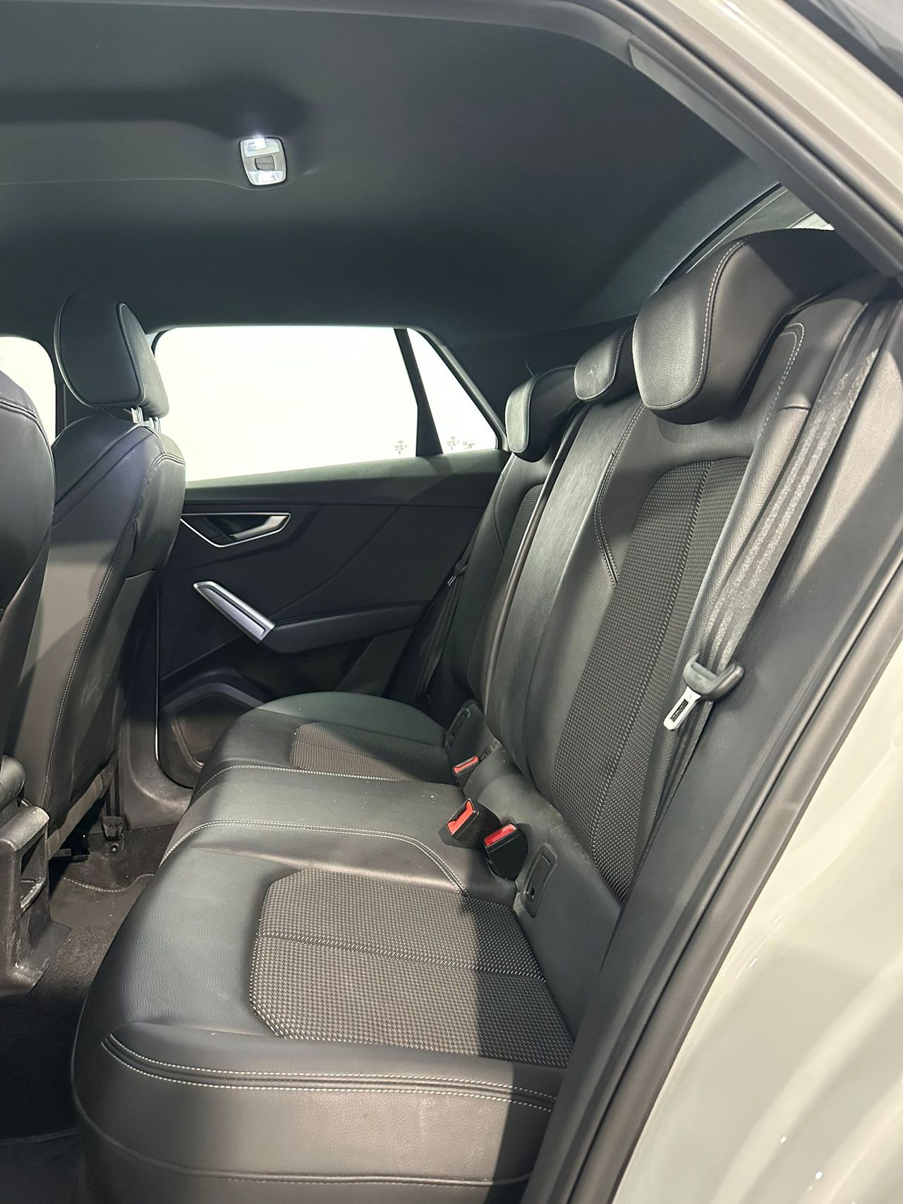 Foto Audi Q2 7