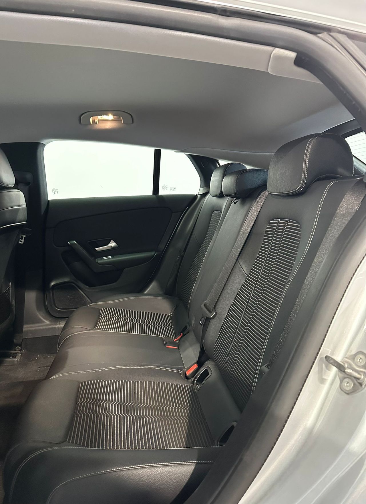 Foto Mercedes-Benz Clase CLA 10