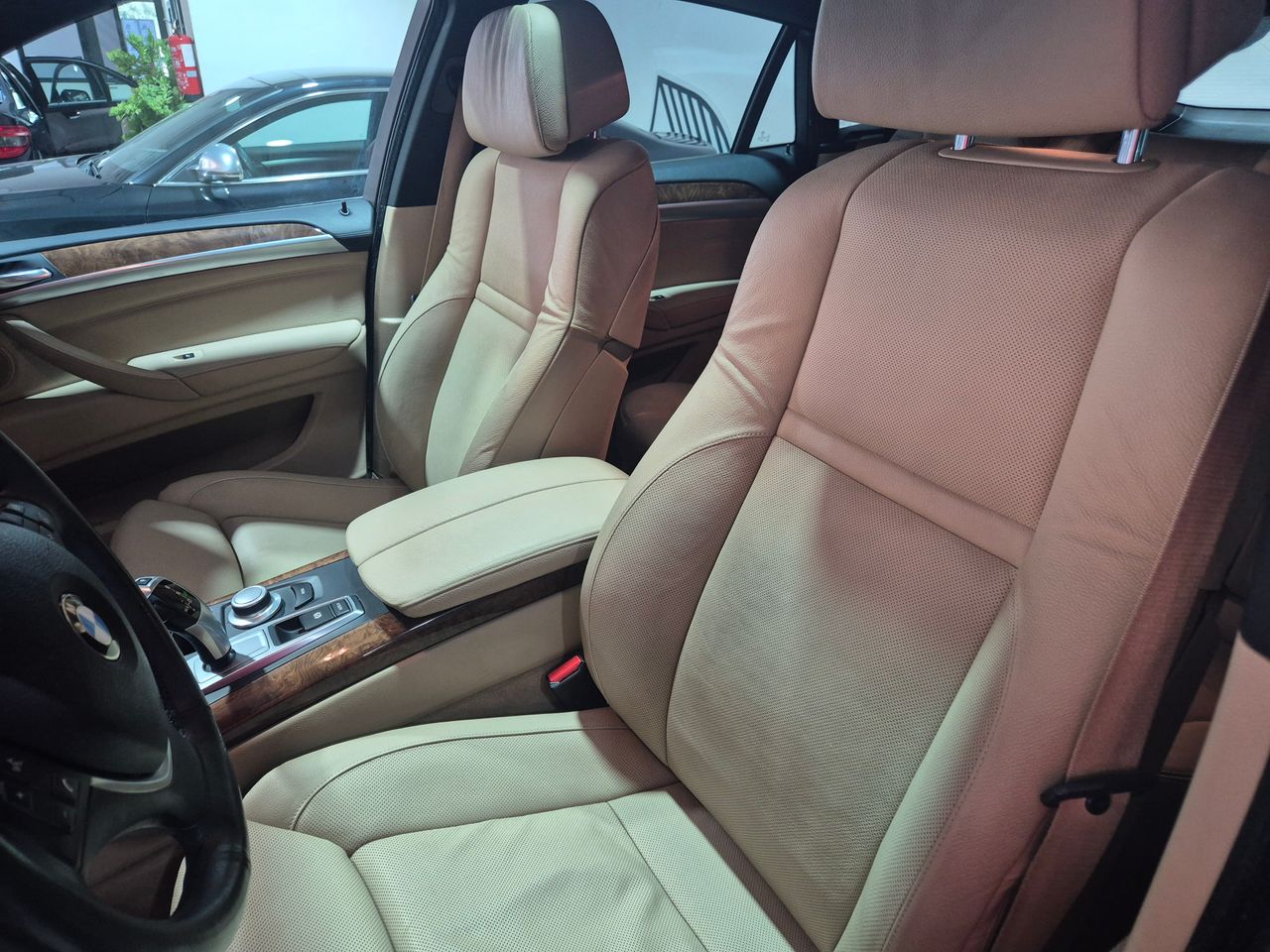 Foto BMW X6 12