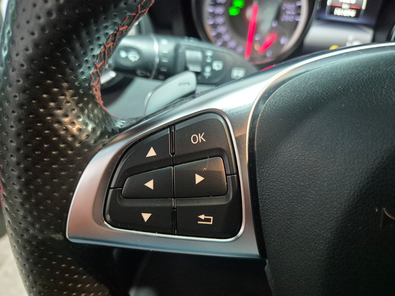 Foto Mercedes-Benz Clase CLA 13