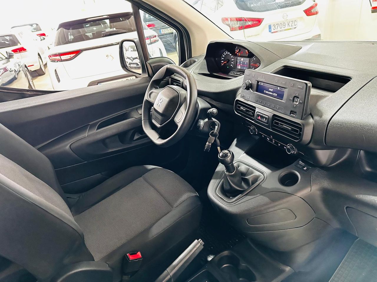 Foto Peugeot Rifter 20