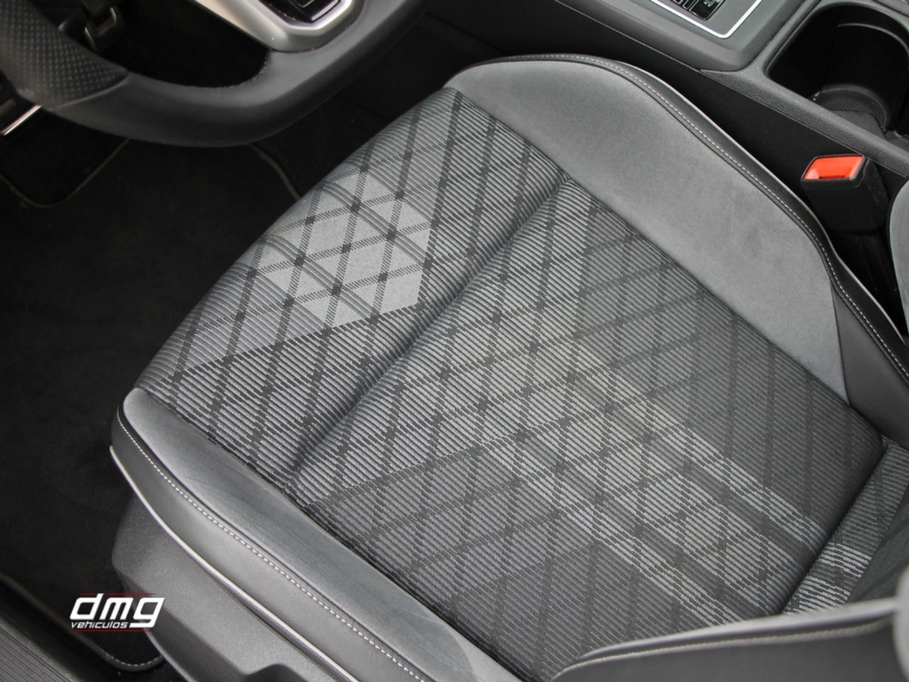 Foto Volkswagen Golf 25