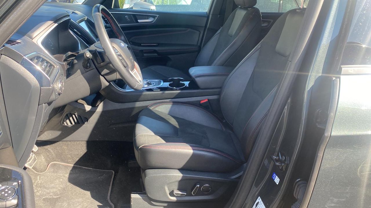 Foto Ford S-Max 4