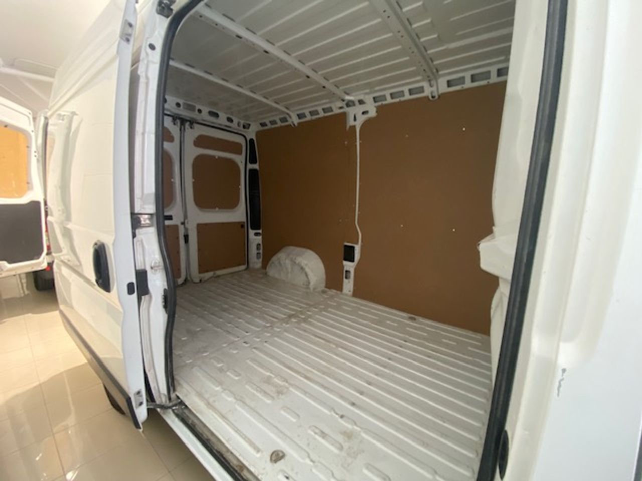 Foto Peugeot Boxer 12
