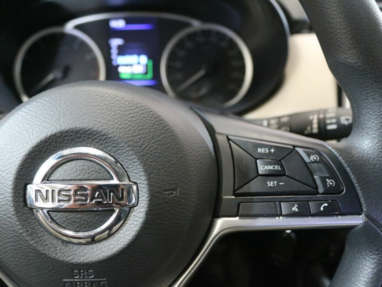 Foto Nissan Micra 9