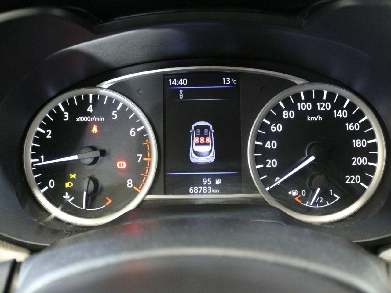 Foto Nissan Micra 12