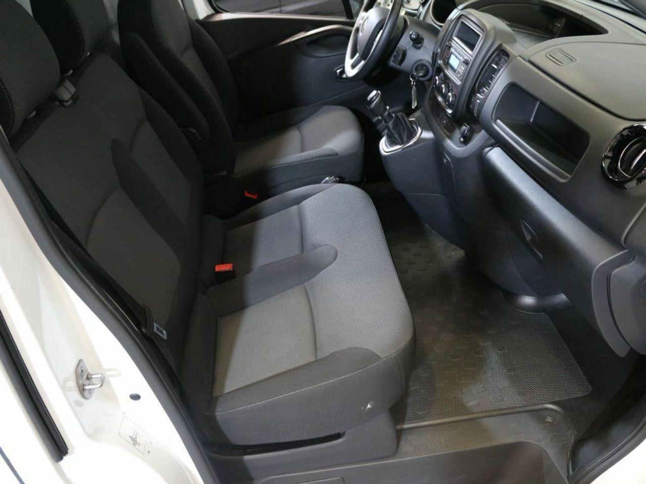 Foto Renault Trafic 12