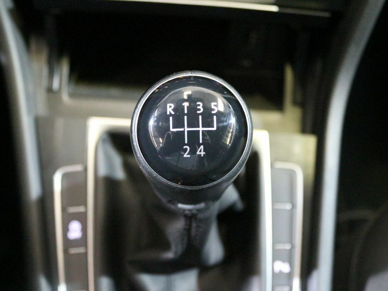 Foto Volkswagen Golf 26