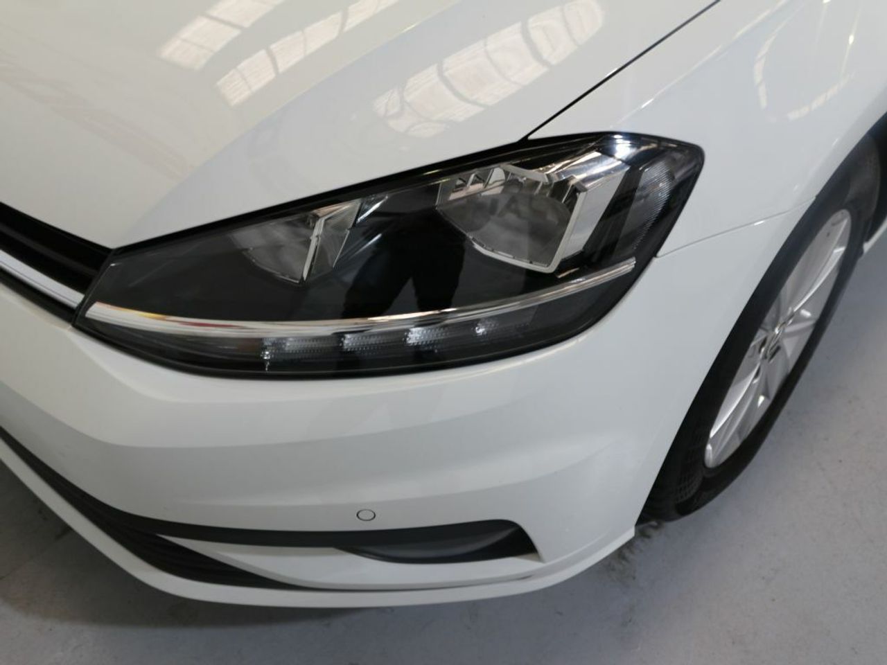 Foto Volkswagen Golf 32