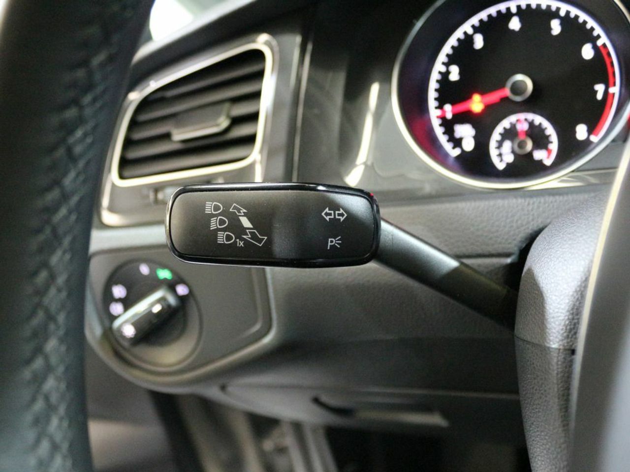 Foto Volkswagen Golf 18