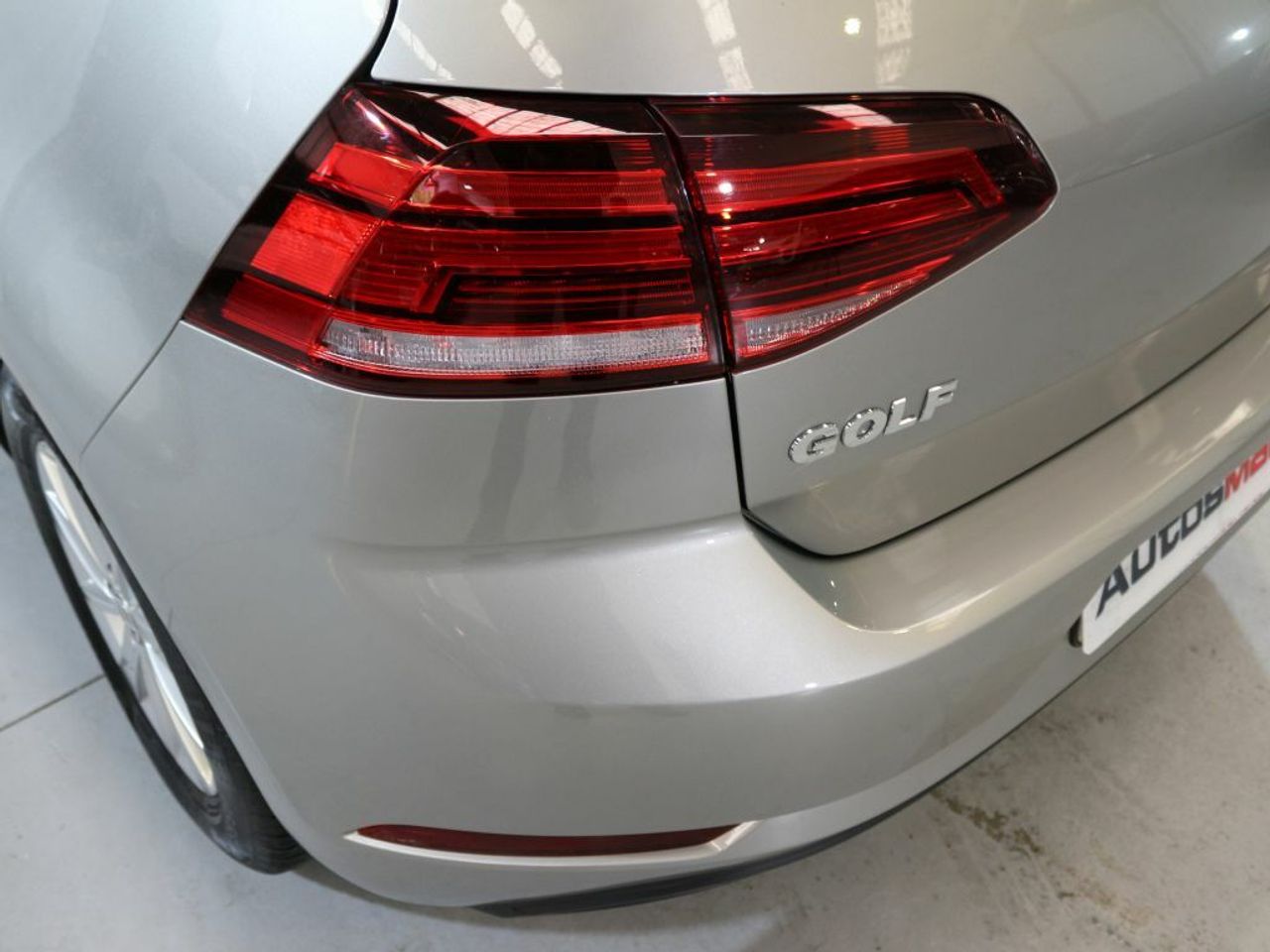 Foto Volkswagen Golf 28