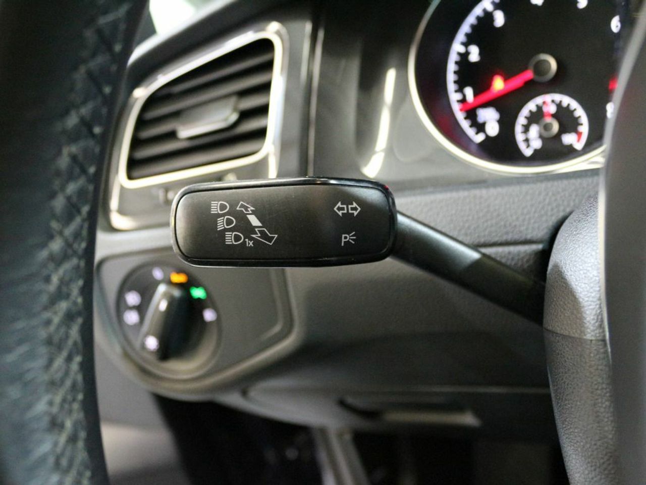 Foto Volkswagen Golf 18