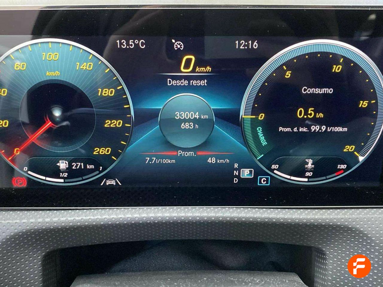 Foto Mercedes-Benz Clase CLA 13