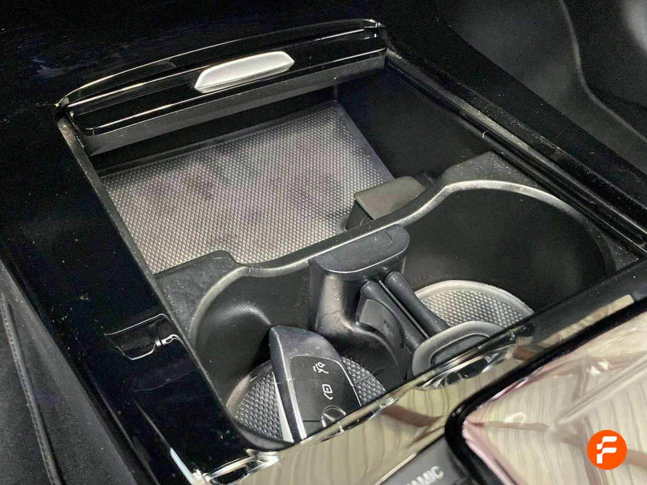 Foto Mercedes-Benz Clase CLA 30