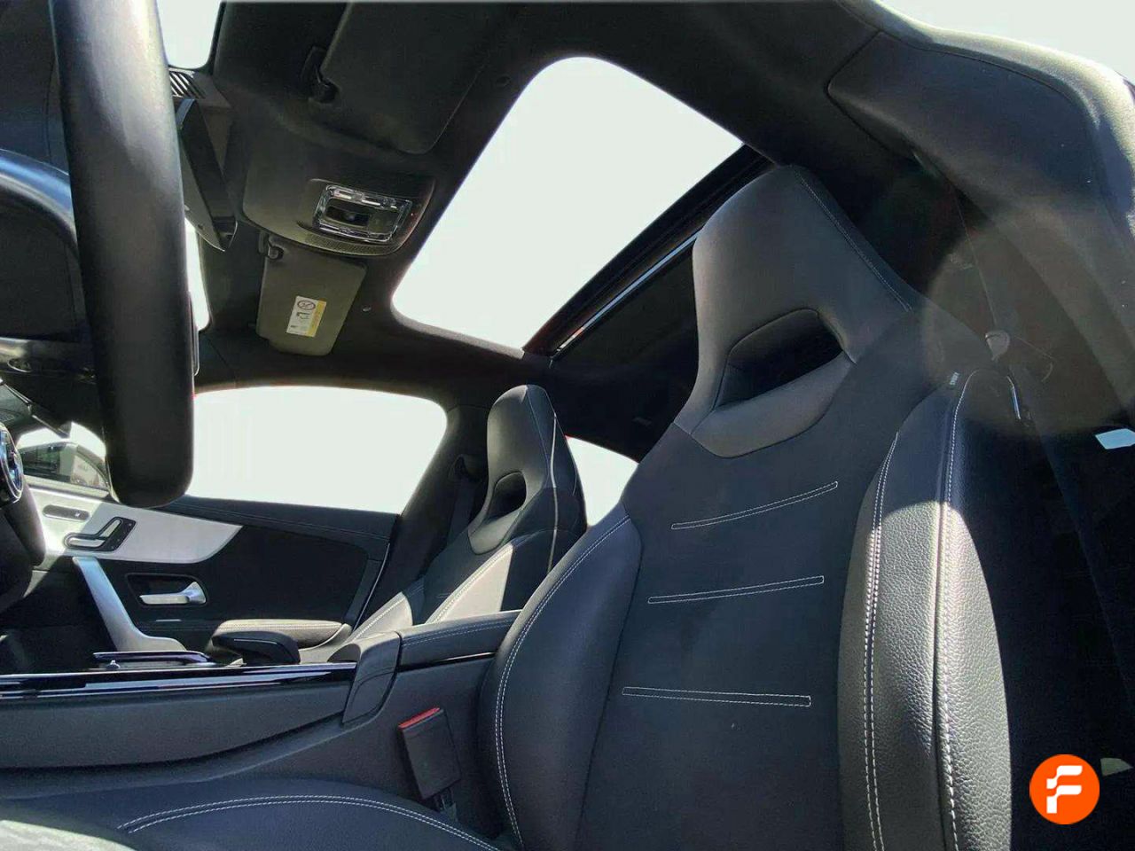 Foto Mercedes-Benz Clase CLA 35