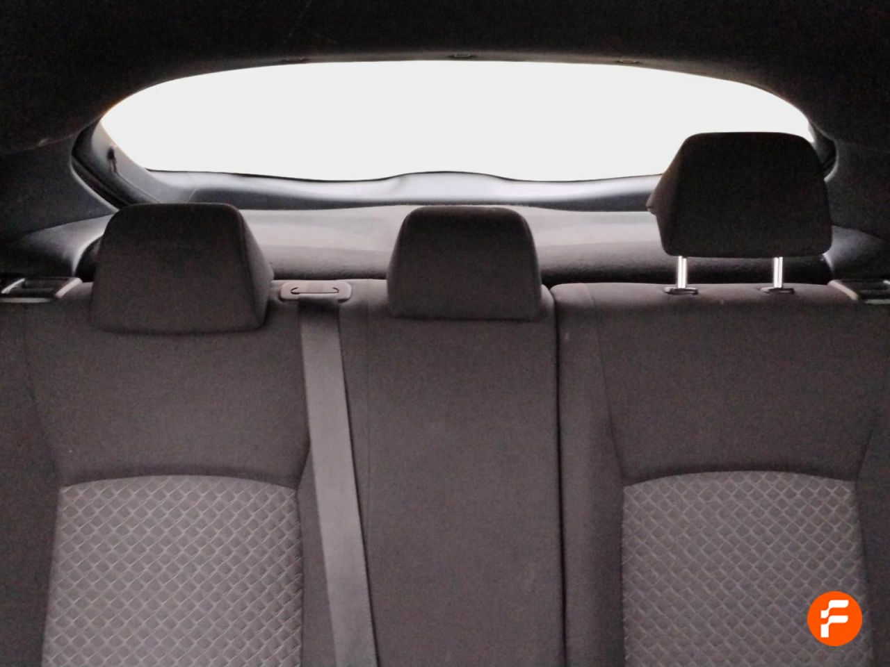 Foto Toyota C-HR 12