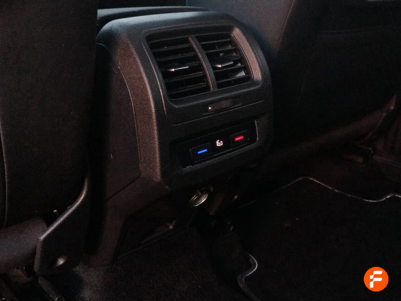 Foto Volkswagen Touran 19
