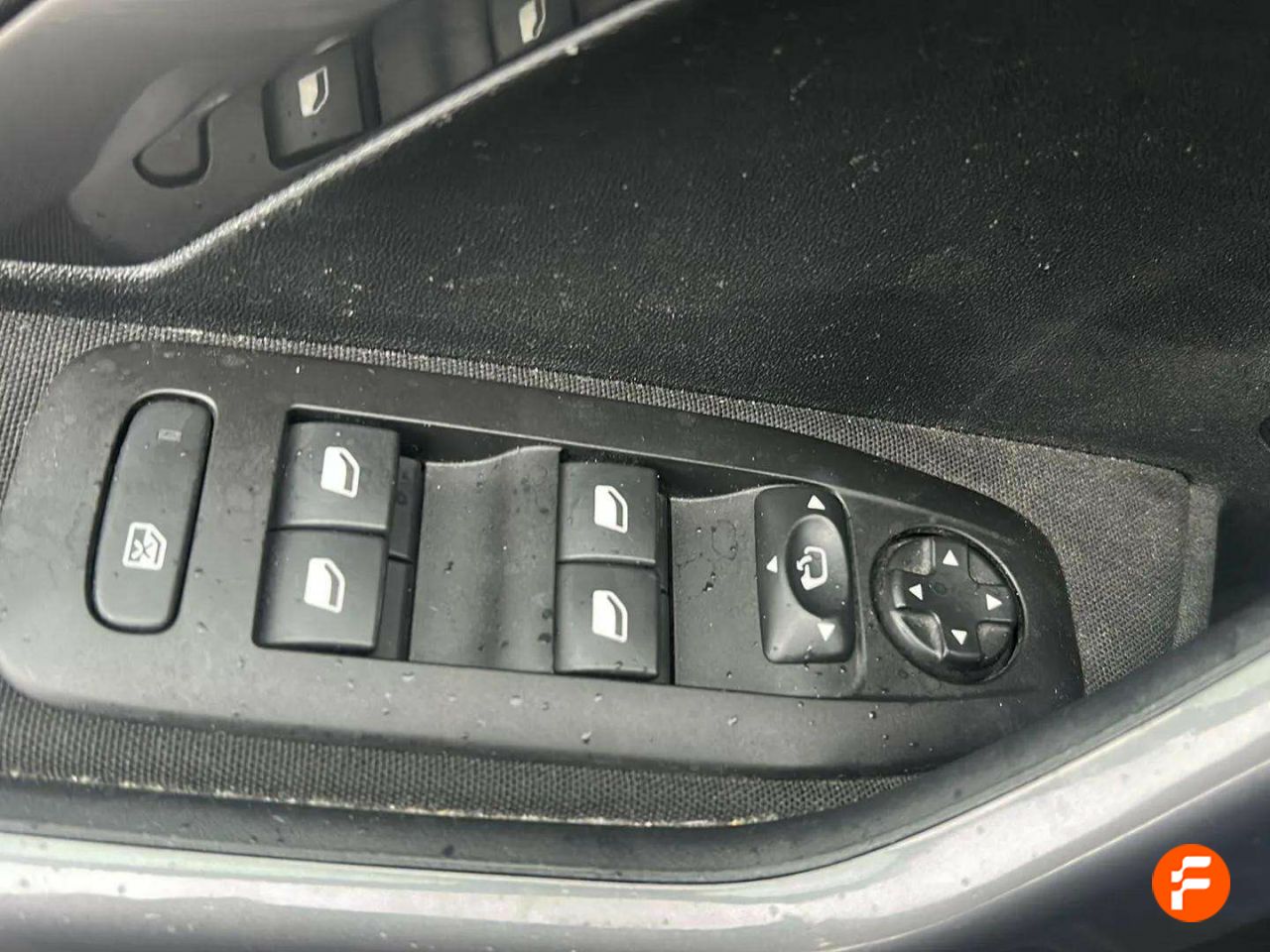 Foto Peugeot 2008 13