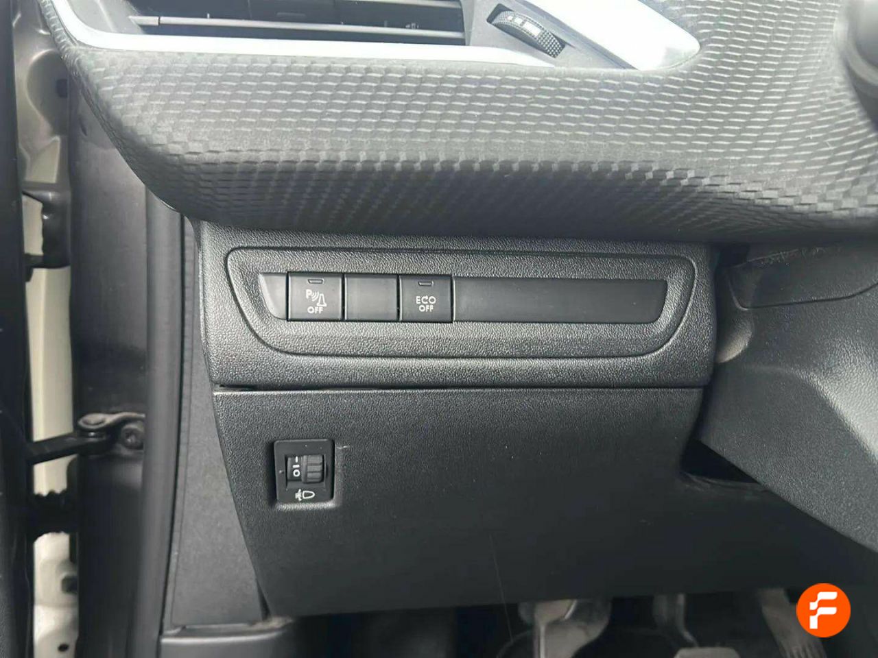 Foto Peugeot 2008 14
