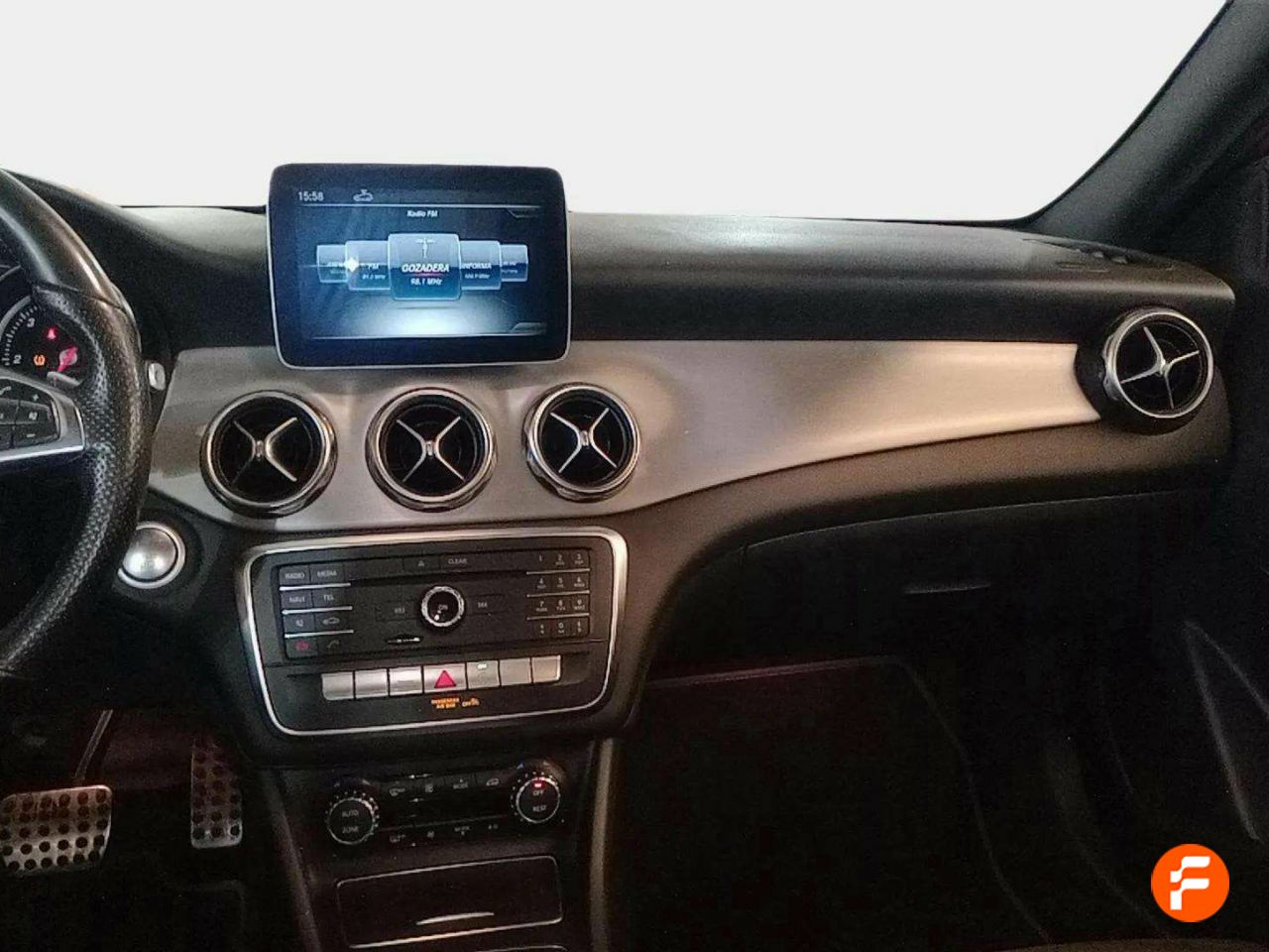 Foto Mercedes-Benz Clase GLA 9