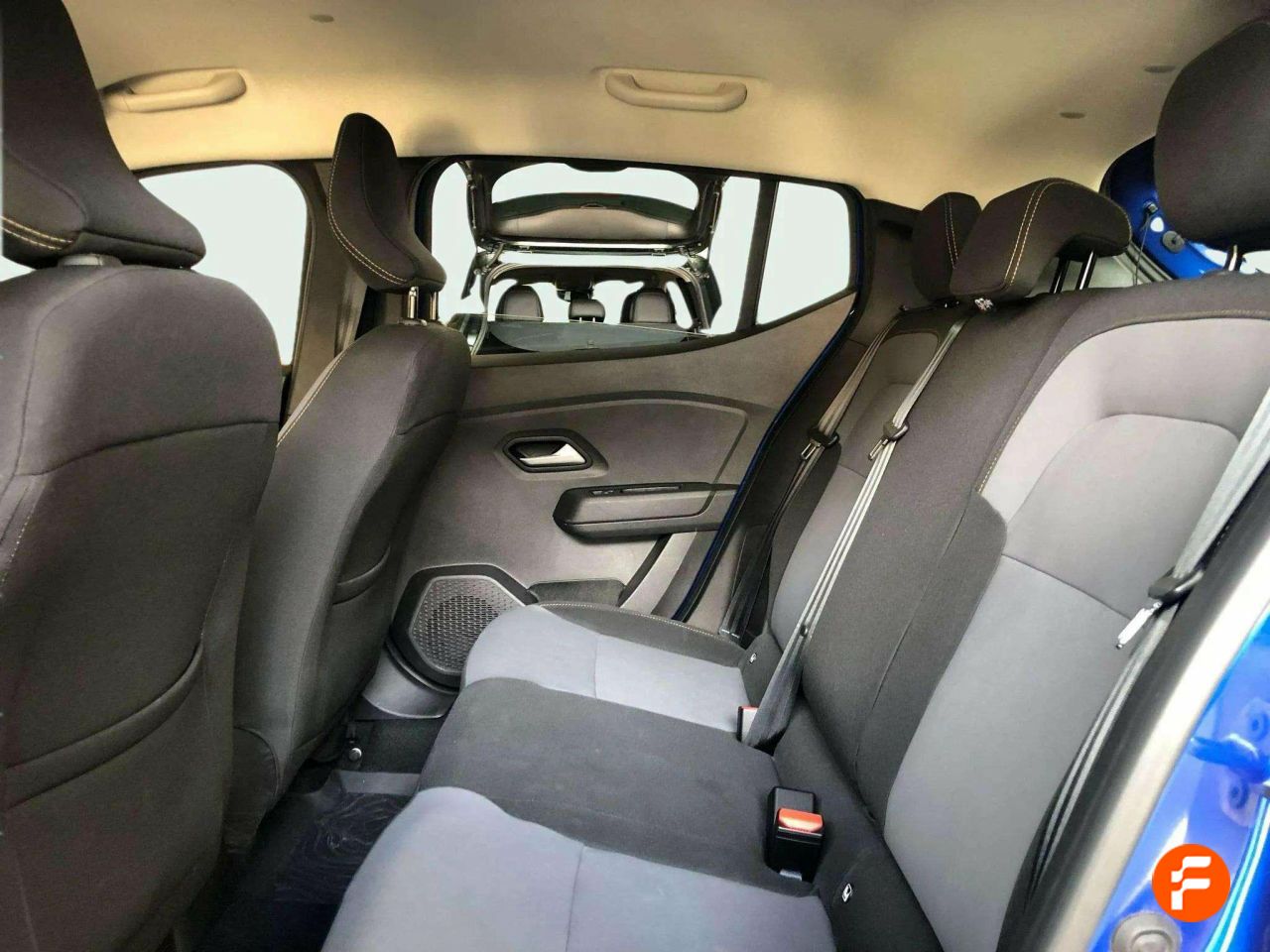 Foto Dacia Sandero 16