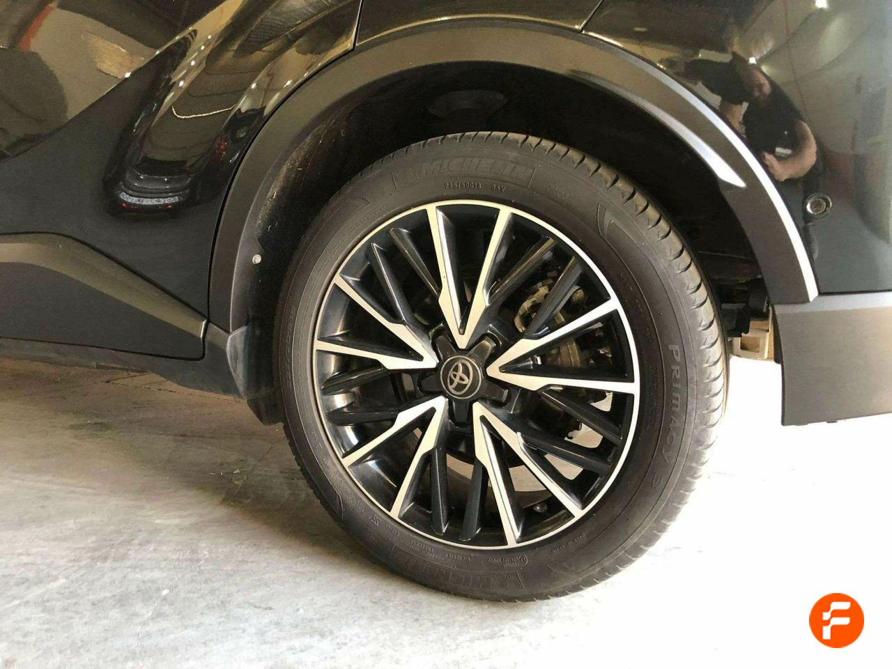 Foto Toyota C-HR 17