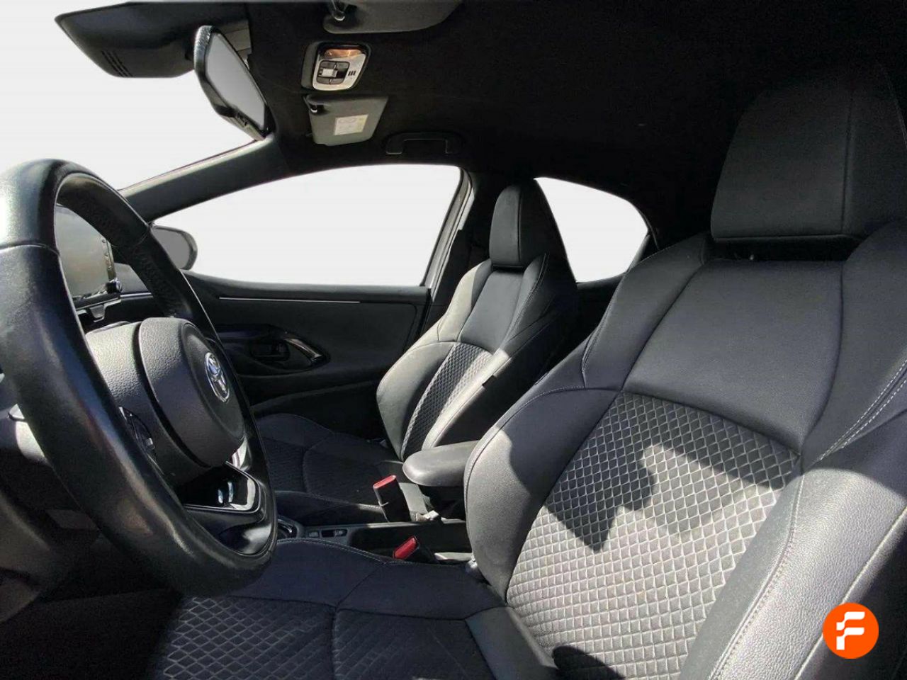 Foto Toyota Yaris 10