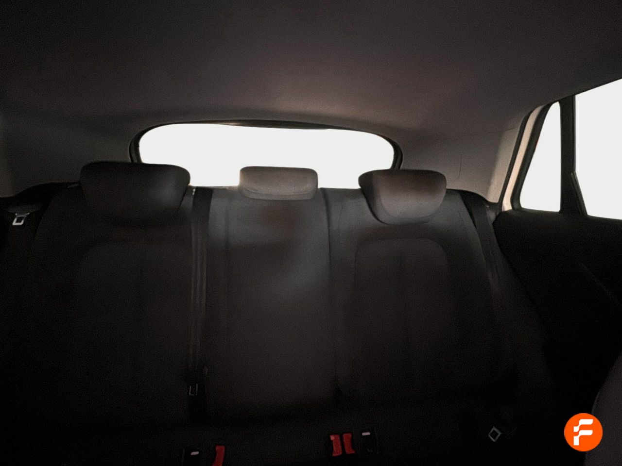 Foto Audi Q2 10
