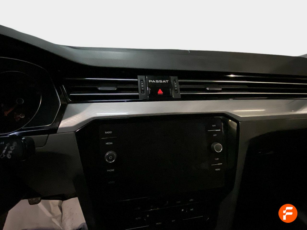 Foto Volkswagen Passat 15