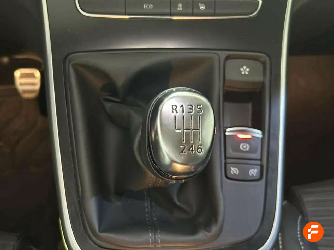 Foto Renault Grand Scénic 23