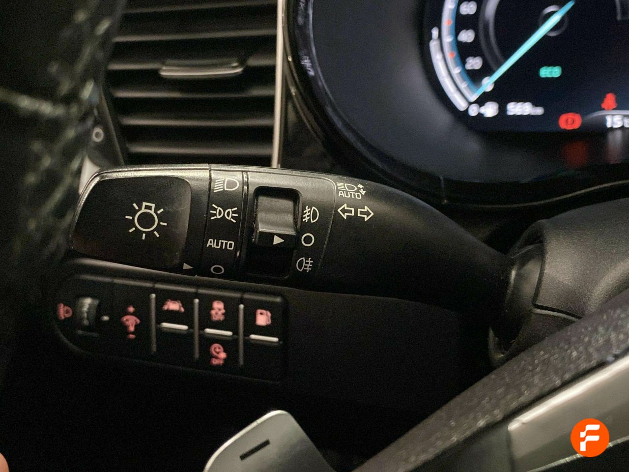 Foto Kia XCeed 21