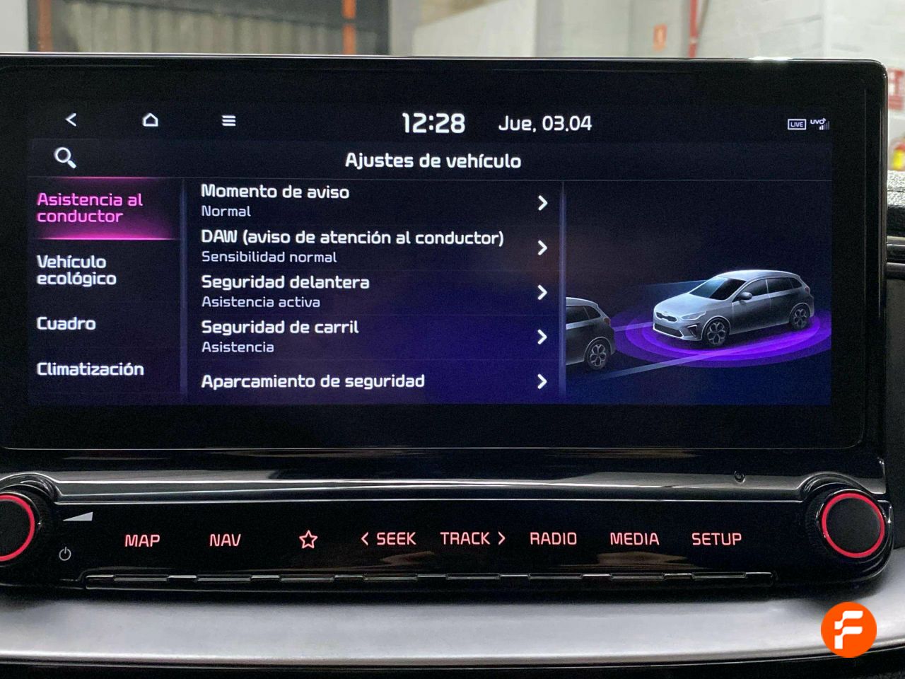 Foto Kia XCeed 28