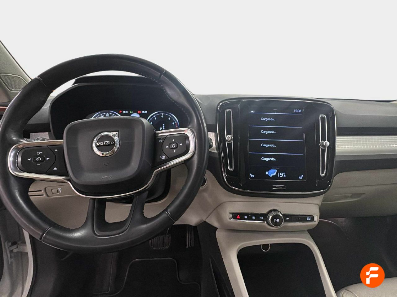 Foto Volvo XC40 14