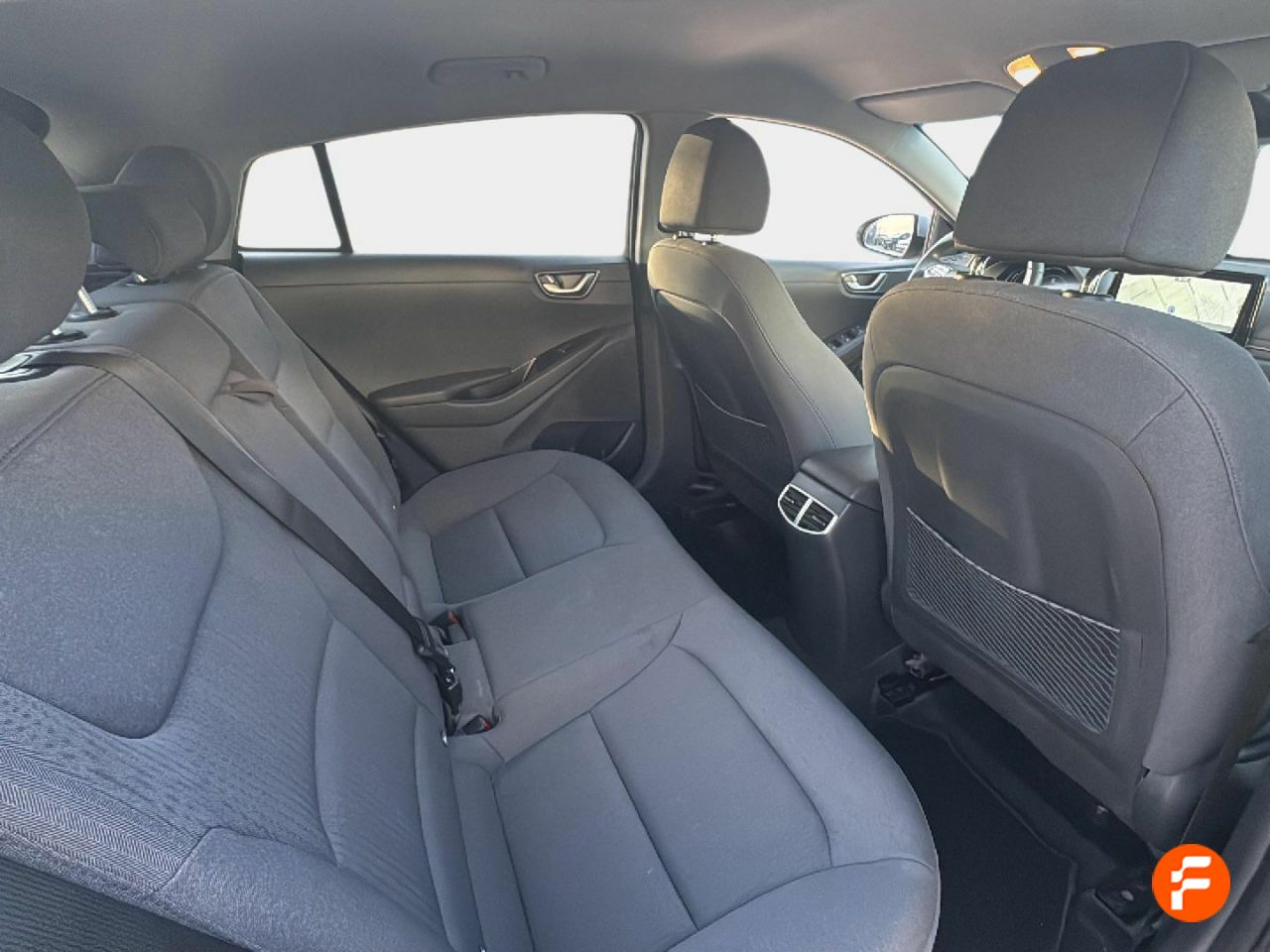 Foto Hyundai IONIQ 14