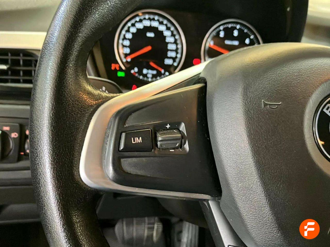 Foto BMW X1 14